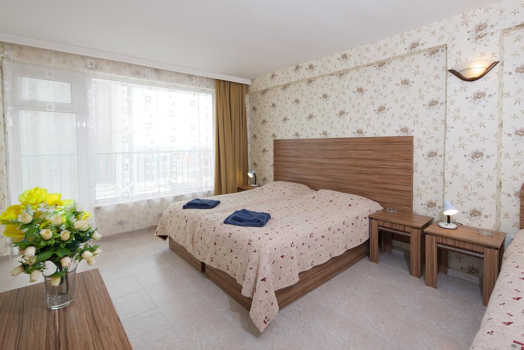 Hotel Yantra Slantchev Briag Extérieur photo